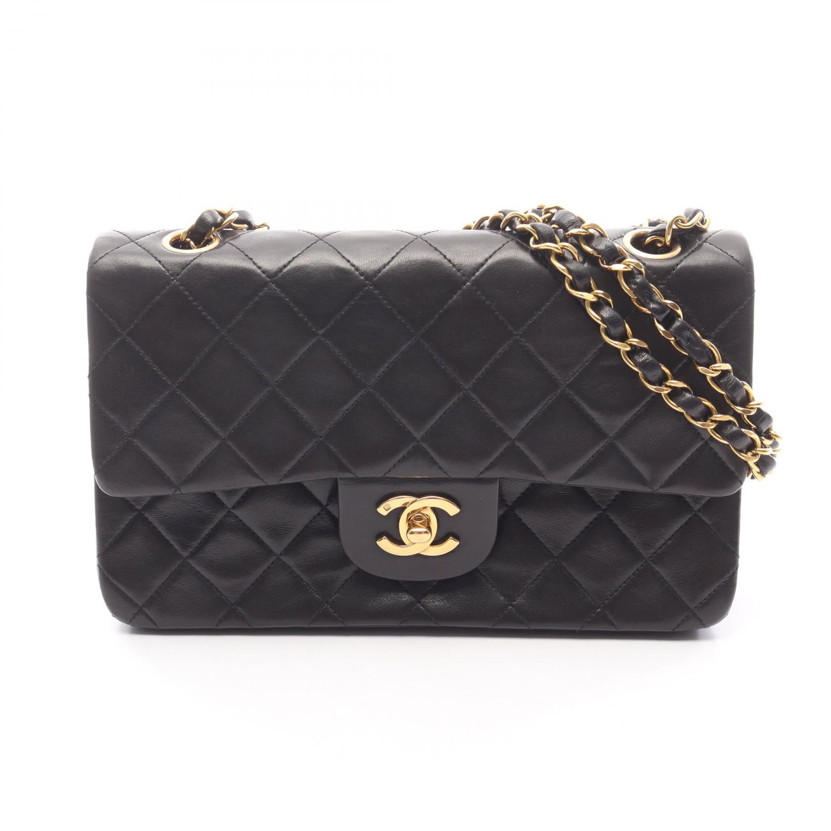 シャネル CHANEL マトラッセ Wフラップ ショルダーバッグ バッグ ラムスキン（羊革） レディース ブラック系 【中古】