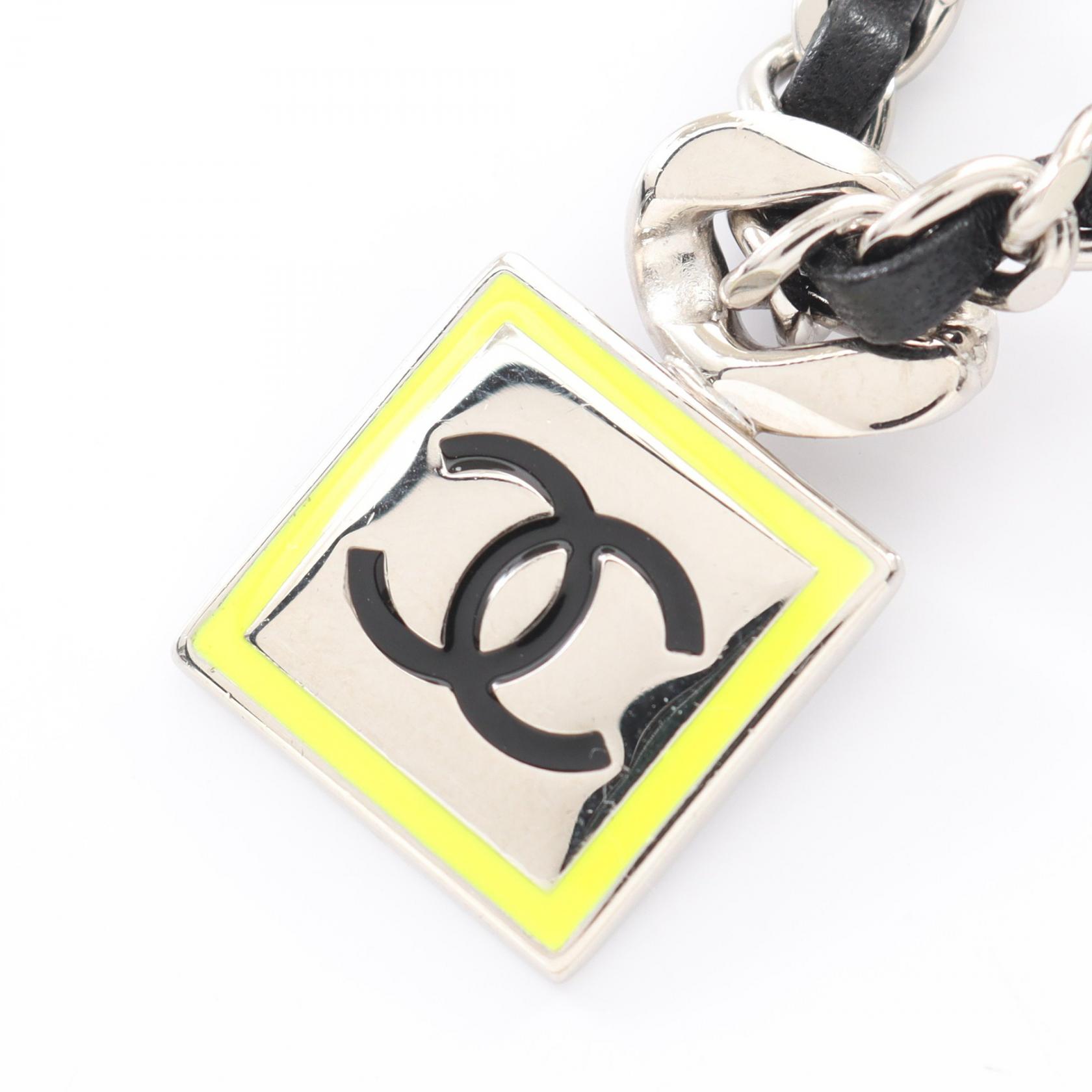 【4時間限定！ポイント10倍 】4/13 20時～23:59／シャネル CHANEL ココマーク ネックレス ジュエリー ステンレススチール レザー レディース シルバー系 / ブラック系 / イエロー系 【中古】
