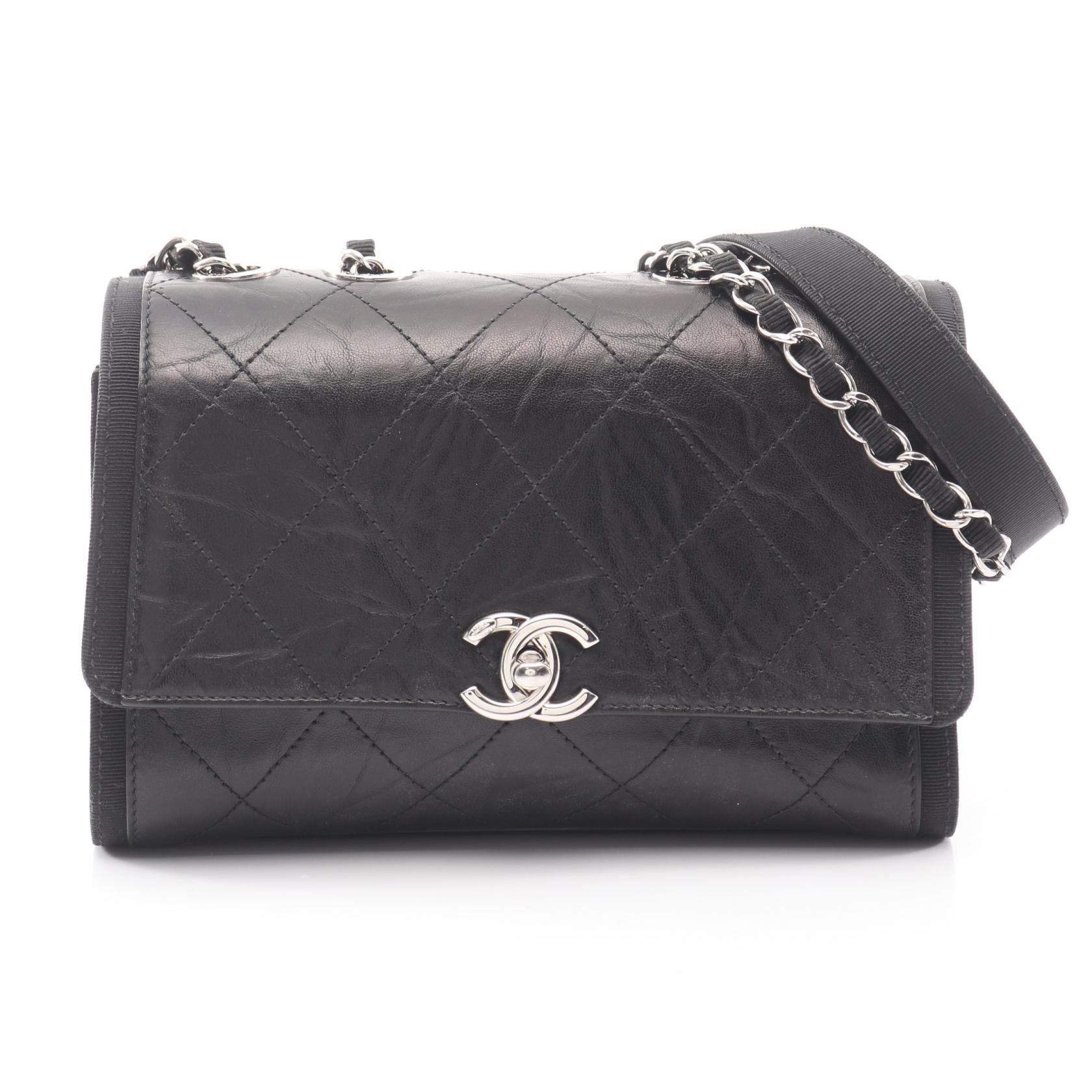 【10%OFFクーポン対象】シャネル CHANEL マトラッセ ショルダーバッグ バッグ レザー レディース ブラック系 【中古】