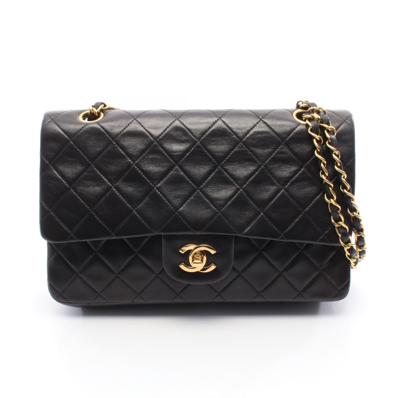 【10%OFFクーポン対象】シャネル CHANEL マトラッセ Wフラップ ショルダーバッグ バッグ ラムスキン（羊革） レディース ブラック系 A01113 【中古】