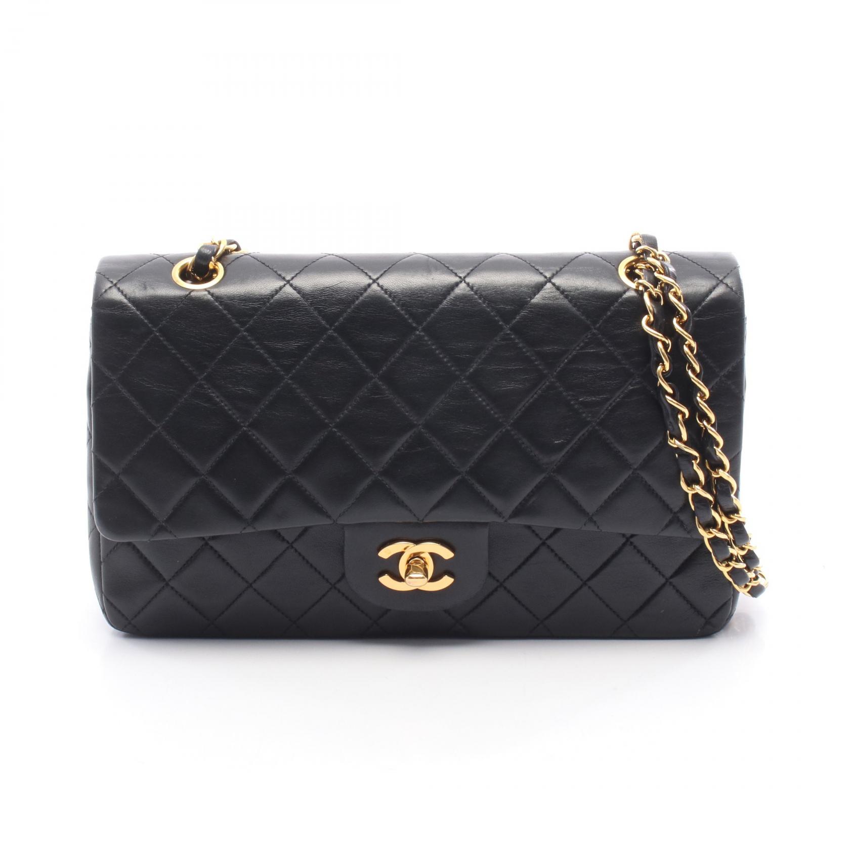 シャネル CHANEL マトラッセ Wフラップ ショルダーバッグ バッグ ラムスキン（羊革） レディース ブラック系 【中古】