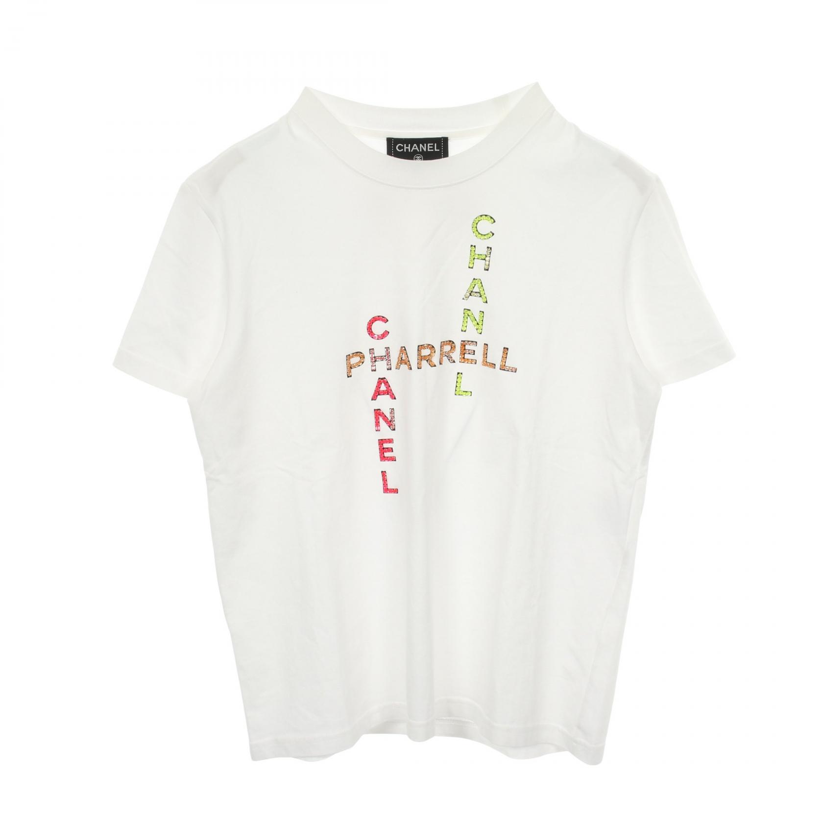 【10%OFFクーポン 7/26 9:59〆】 シャネル CHANEL CHANEL &times; Pharrell Williams ロゴ 半袖Tシャツ 衣料品 トップス コットン レディース ホワイト系 / マルチカラー P61052K46833 【中古】｜Brandoff銀座 103,400円