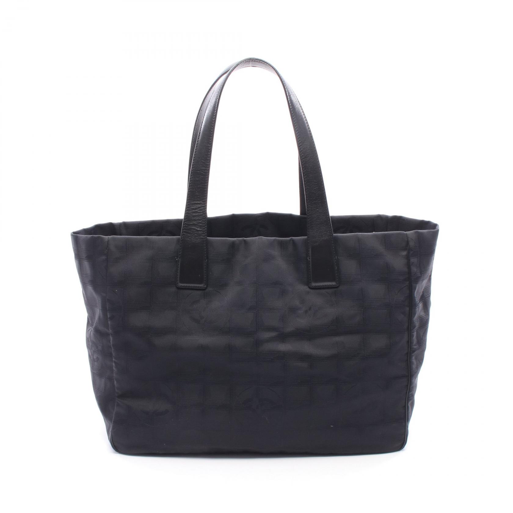 【P5倍×15%OFFクーポン】シャネル CHANEL ニュートラベルラインMM トートバッグ バッグ レザー ナイロンキャンバス レディース ブラック系 【中古】