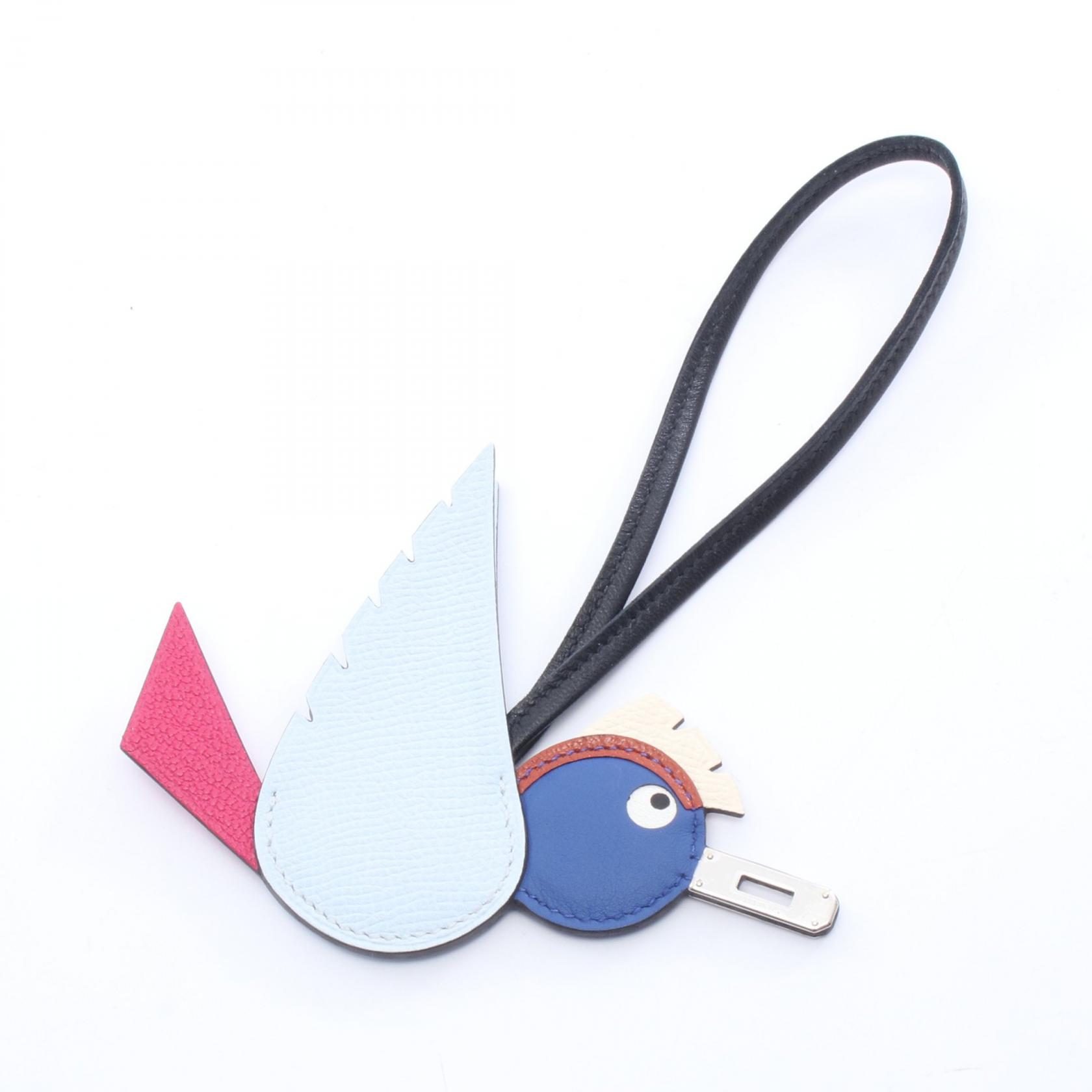エルメス HERMES バーディ ブルーブリュム ブルーロワイヤル ナタ チャーム アクセサリー レザー シェーブル / アニョーミロ ヴォーエプソン レディース ブルー系 / ピンク系 / マルチカラー 【中古】