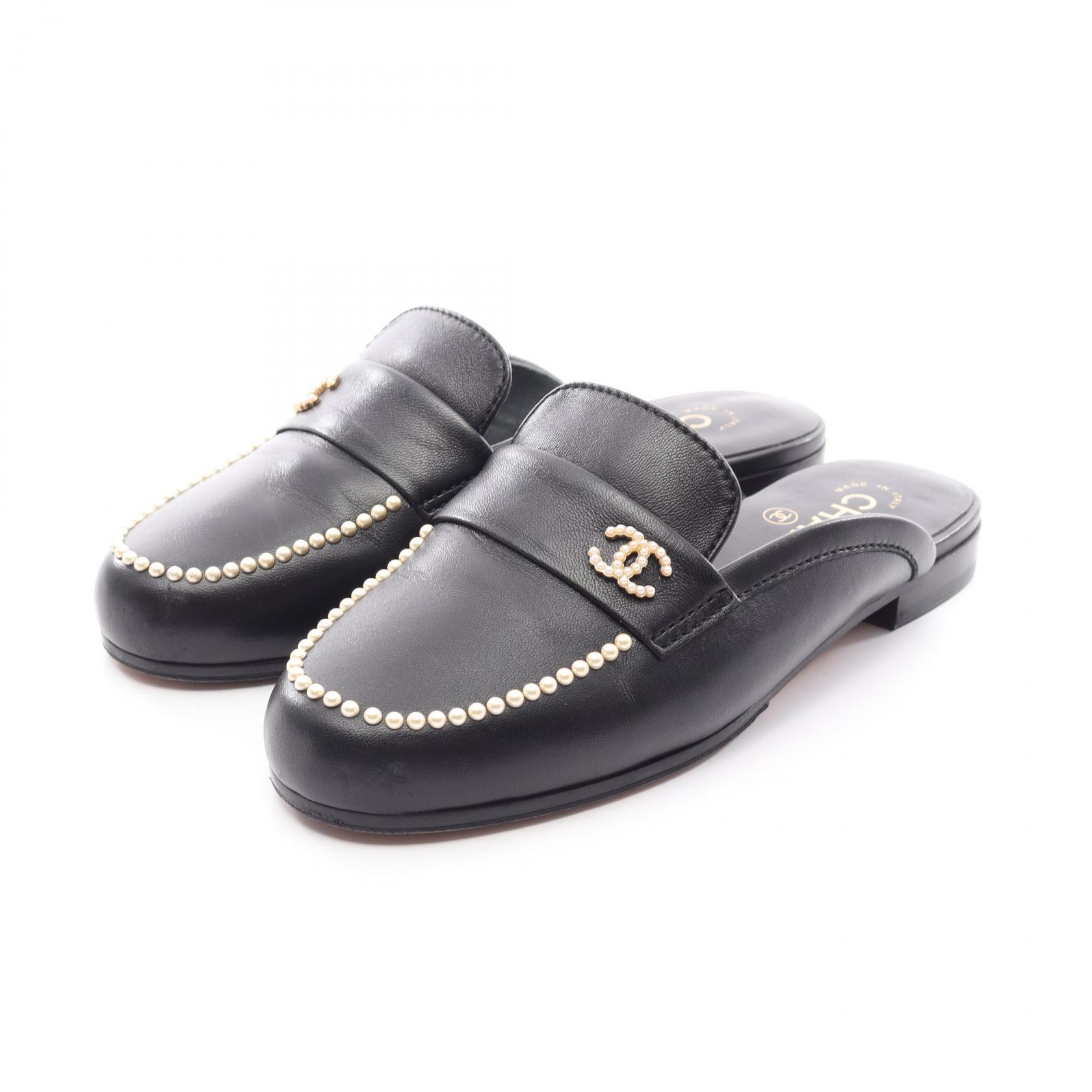 【10%OFFクーポン 7/26 9:59〆】 シャネル CHANEL ココマーク パール ミュール 靴 レザー レディース ブラック系 G35798 【中古】|Brandoff銀座