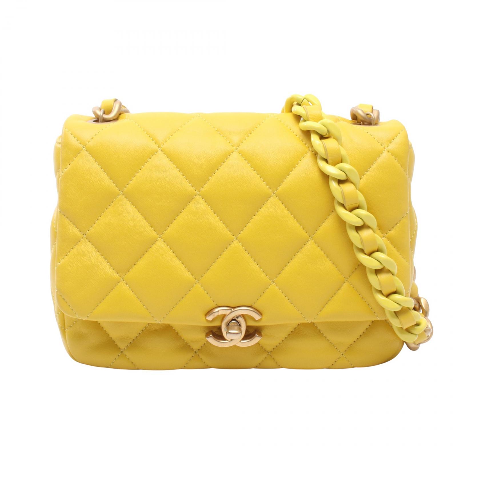 【10%OFFクーポン 7/26 9:59〆】 シャネル CHANEL ミニマトラッセ ショルダーバッグ バッグ レザー レディース イエロー系 AS3205 【中古】|Brandoff銀座