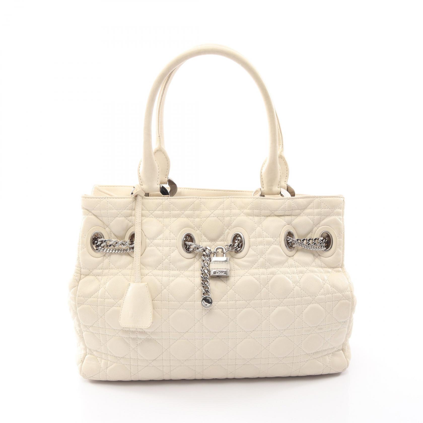 【10%OFFクーポン 7/26 9:59〆】 ディオール Dior LADY DIOR レディディオール カナージュ トートバッグ バッグ レザー レディース ホワイト系 【中古】｜Brandoff銀座