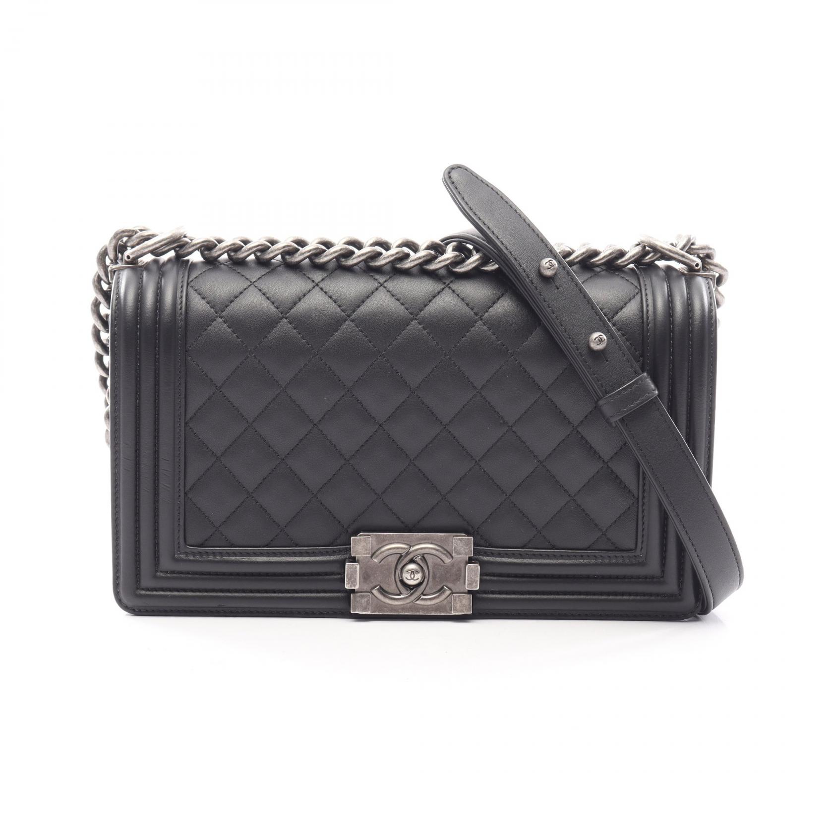 【10%OFFクーポン 7/26 9:59〆】 シャネル CHANEL ボーイシャネル アンティークシルバー金具 ショルダーバッグ バッグ ラムスキン（羊革） レディース ブラック系 A67086 【中古】｜Brandoff銀座