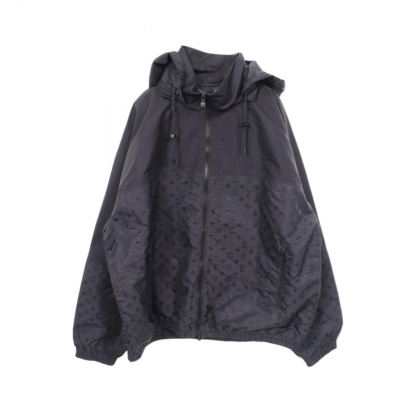 【10%OFFクーポン 7/26 9:59〆】 ルイ・ヴィトン LOUIS VUITTON シャドウモノグラム ウィンドブレーカー フード付き 衣料品 アウター ナイロン メンズ ネイビー系 HFB16WPZV 【中古】｜Brandoff銀座