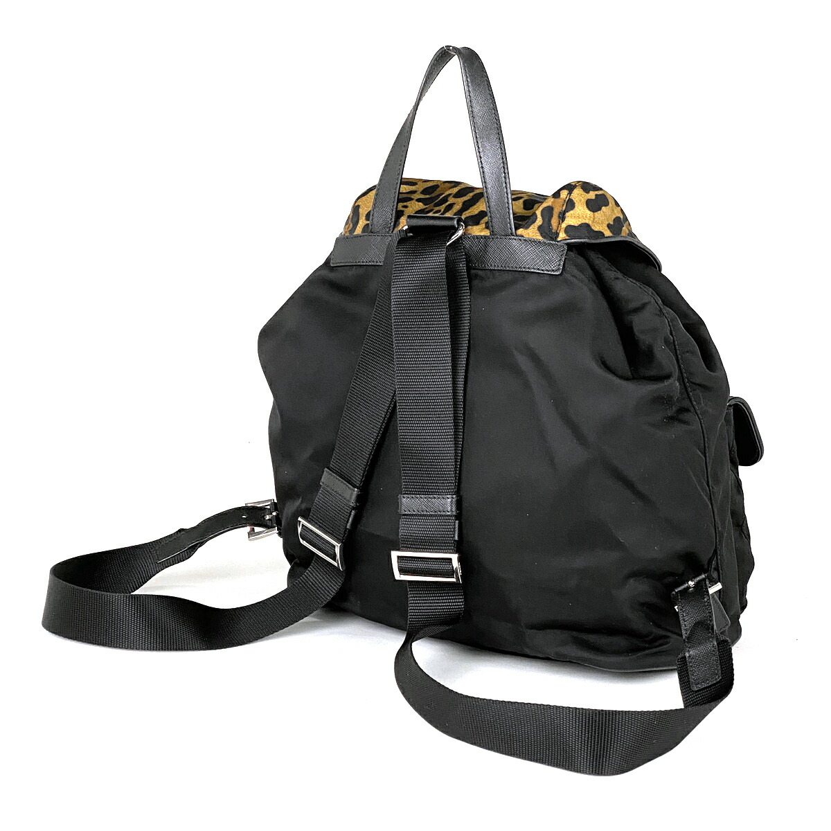 日本製 テスートナイロン リュック バックパック デイパック リュックサック ロゴプレート Prada プラダ 送料無料 Used ネロ ブラック 中古 レディース 1bz811 バッグ
