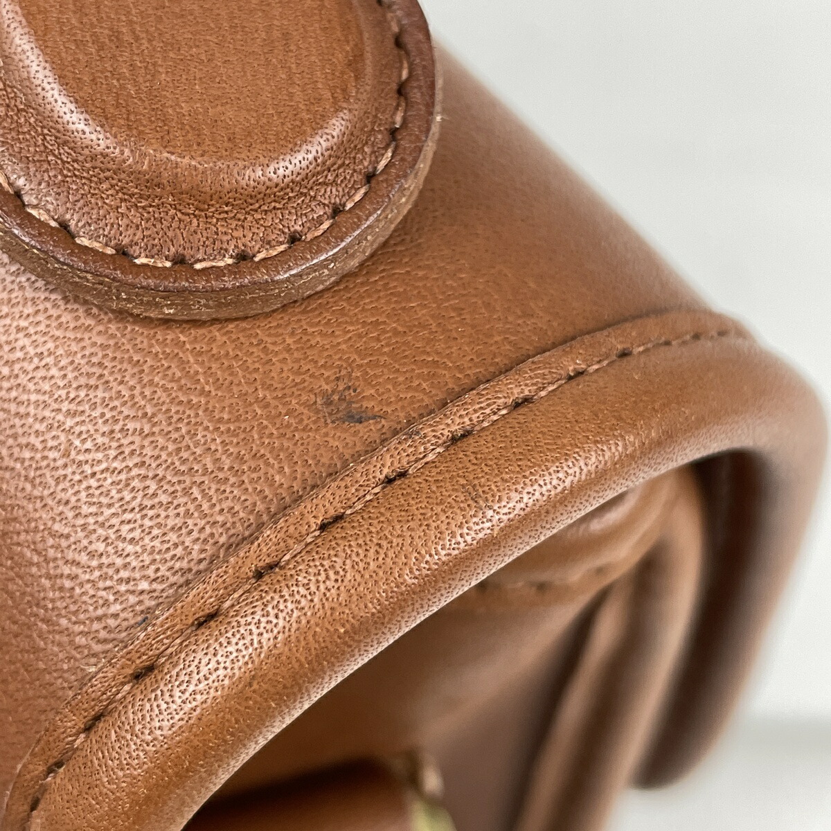 コーチ Coach Way ハンドカバン ターニングロック ショルダーバッグ 手提げ ショール 斜掛け ハンドバッグ なめし 褐色 9870 レディース 中古 Used 貨物輸送無料 ゴールデンウィーク 母御の太陽日 創業者の日 差上物 贈答 贈る 生まれる日 記す日 縁定め儀式用 成婚