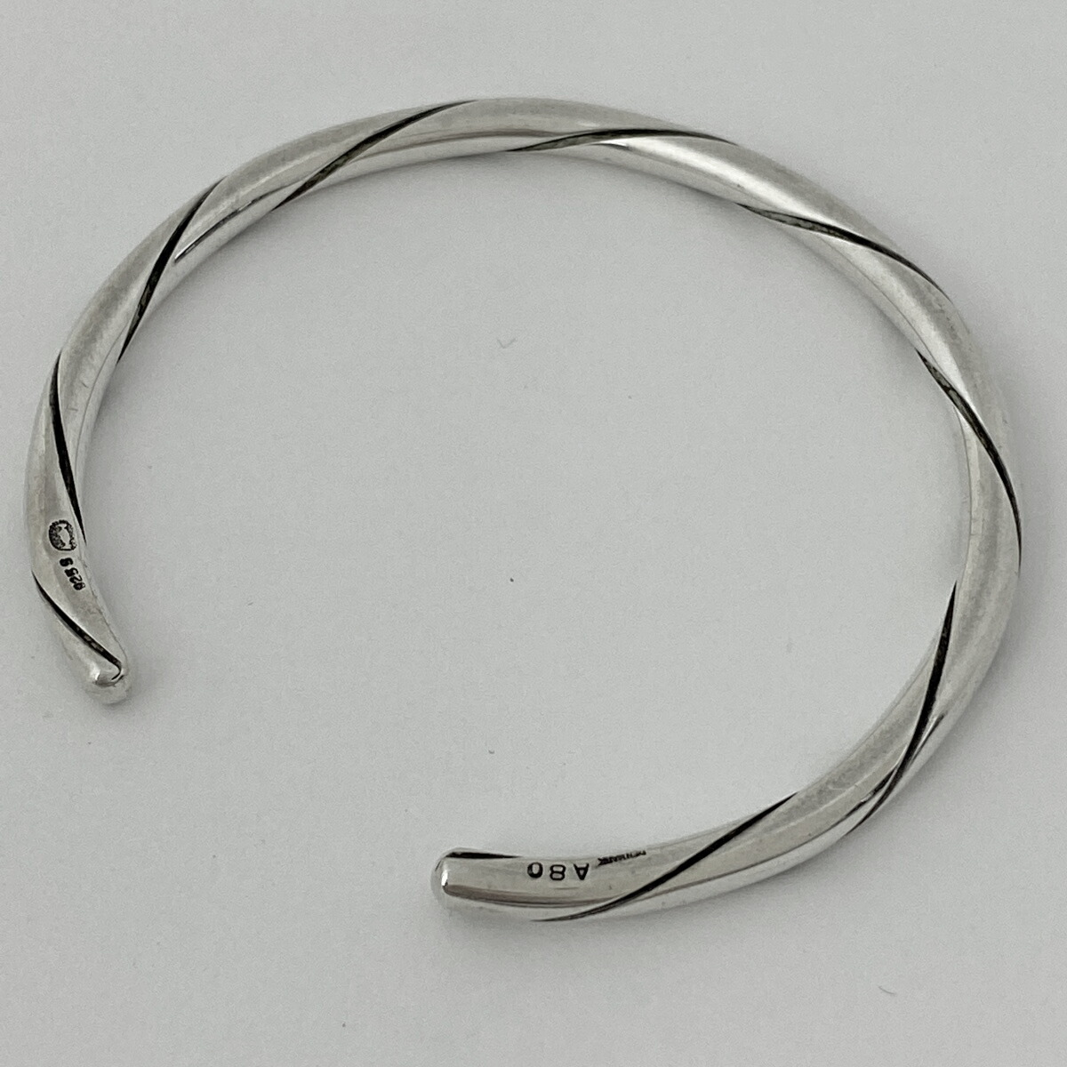 欲しいの 35%OFF ジョージジェンセン Georg Jensen デザイン バングル