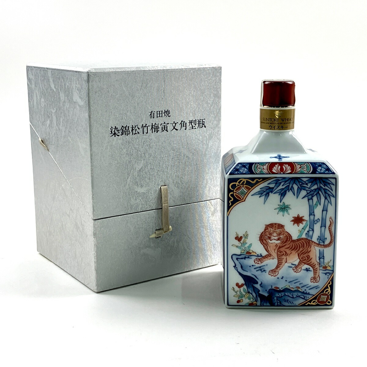 【未開栓】サントリー 山崎12年 有田焼 染付兎文変形瓶 陶器ボトル 1244g 山崎12年 有田焼 染付兎文変形瓶 サントリー ピュアモルト