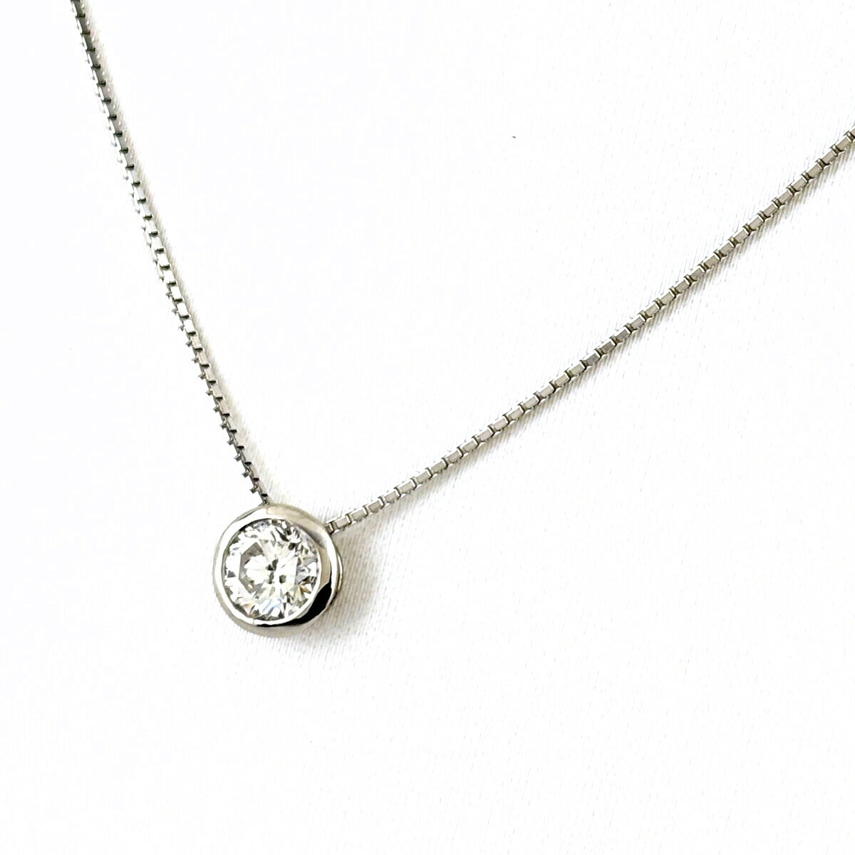 ダイヤモンド デザインネックレス プラチナ ペンダント ネックレス Pt900 Pt850 ダイヤモンド レディース 【中古】 msp39|バイセル 店