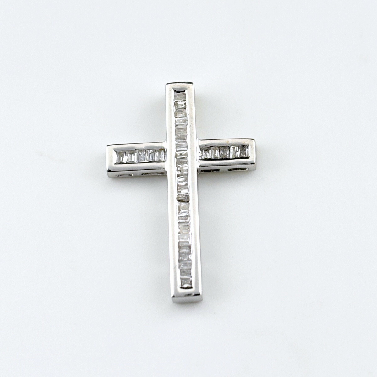 クロスモチーフ ペンダントトップ メレダイヤ ペンダントトップ K18 ダイヤモンド レディース 【中古】