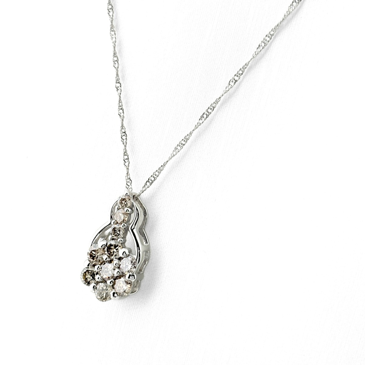 メレダイヤ デザインネックレス WG ホワイトゴールド ペンダント ネックレス K18 WG ダイヤモンド レディース 【中古】 msp39｜バイセル 店 42,780円