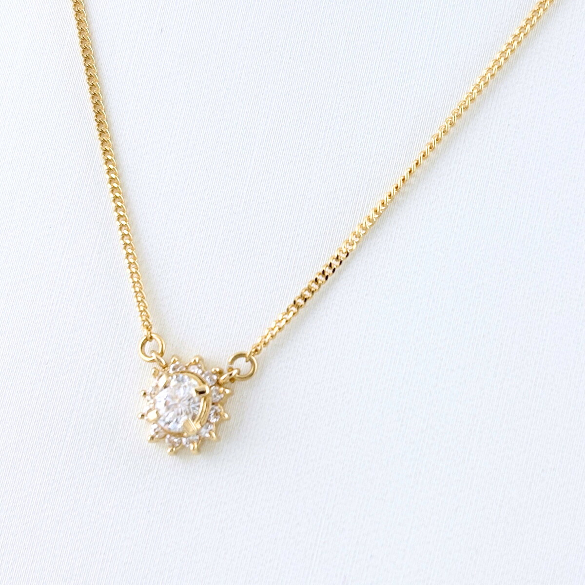 ダイヤモンド デザインネックレス YG イエローゴールド ペンダント メレダイヤ ネックレス K18 レディース 【中古】 msp39｜バイセル 店