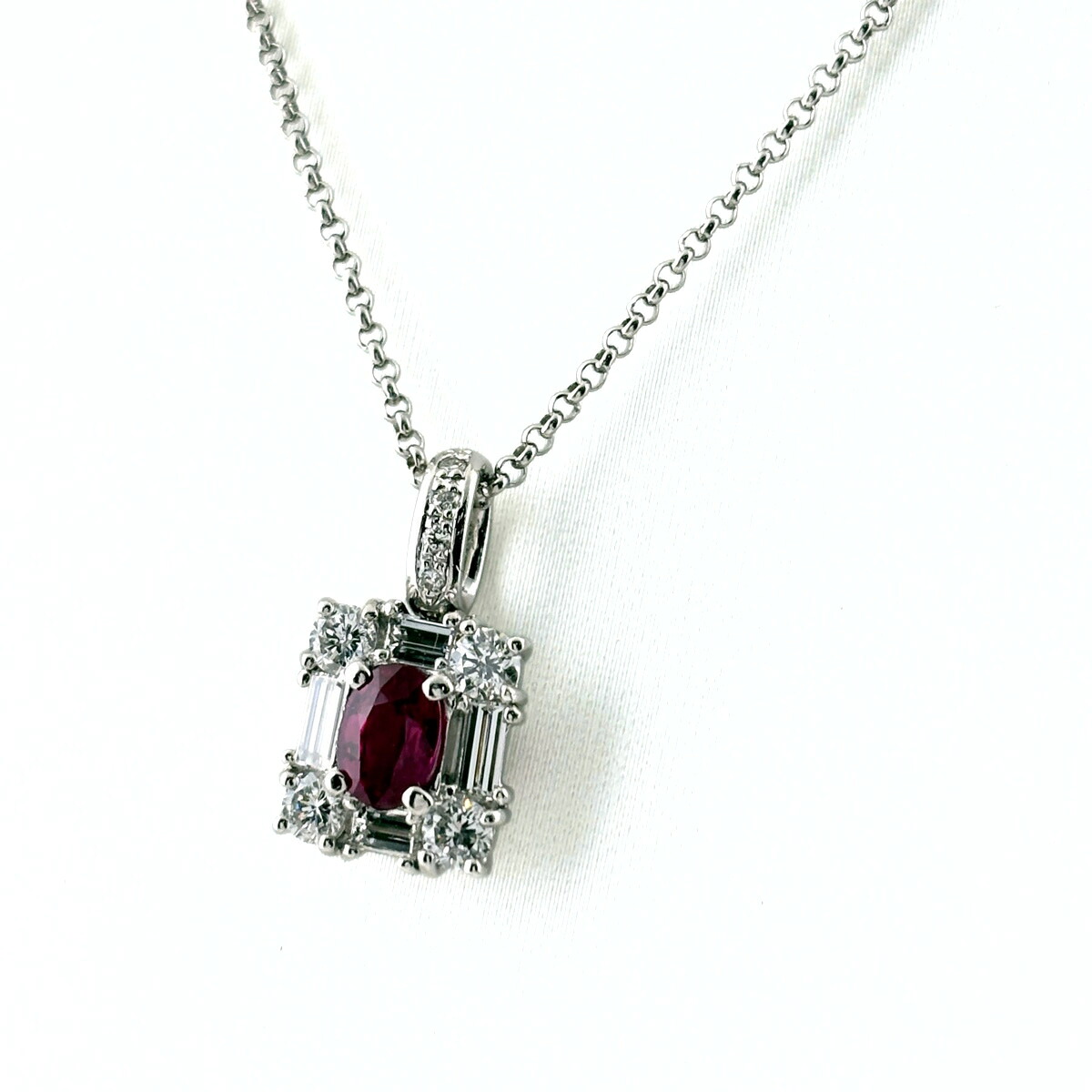 ルビー デザインネックレス プラチナ ペンダント メレダイヤ ダイヤモンド ネックレス Pt900 Pt850 ルビー レディース 【中古】 msp39｜バイセル 店