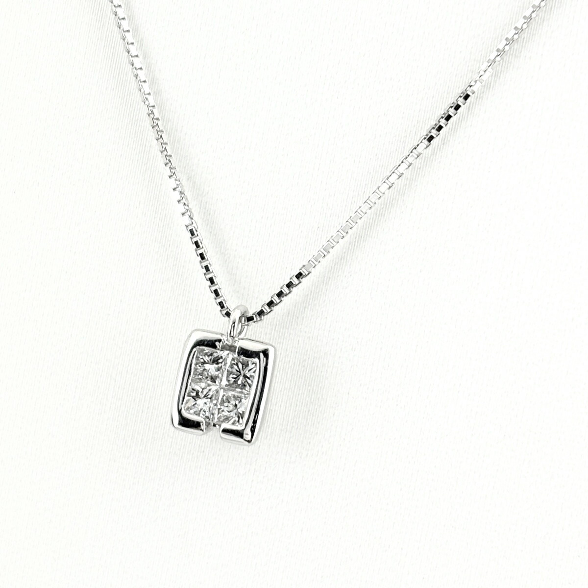 メレダイヤ デザインネックレス プラチナ ペンダント ネックレス Pt900 Pt850 ダイヤモンド レディース 【中古】 msp29|バイセル 店
