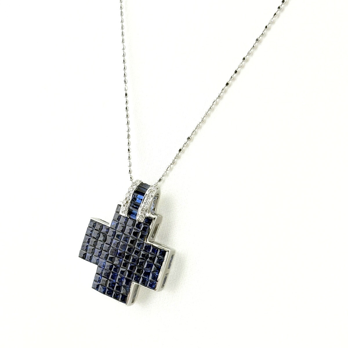 レエッセンシャル ネックレス WG ホワイトゴールド ペンダント サファイア メレダイヤ ネックレス K18 WG サファイア レディース 【中古】|バイセル 店