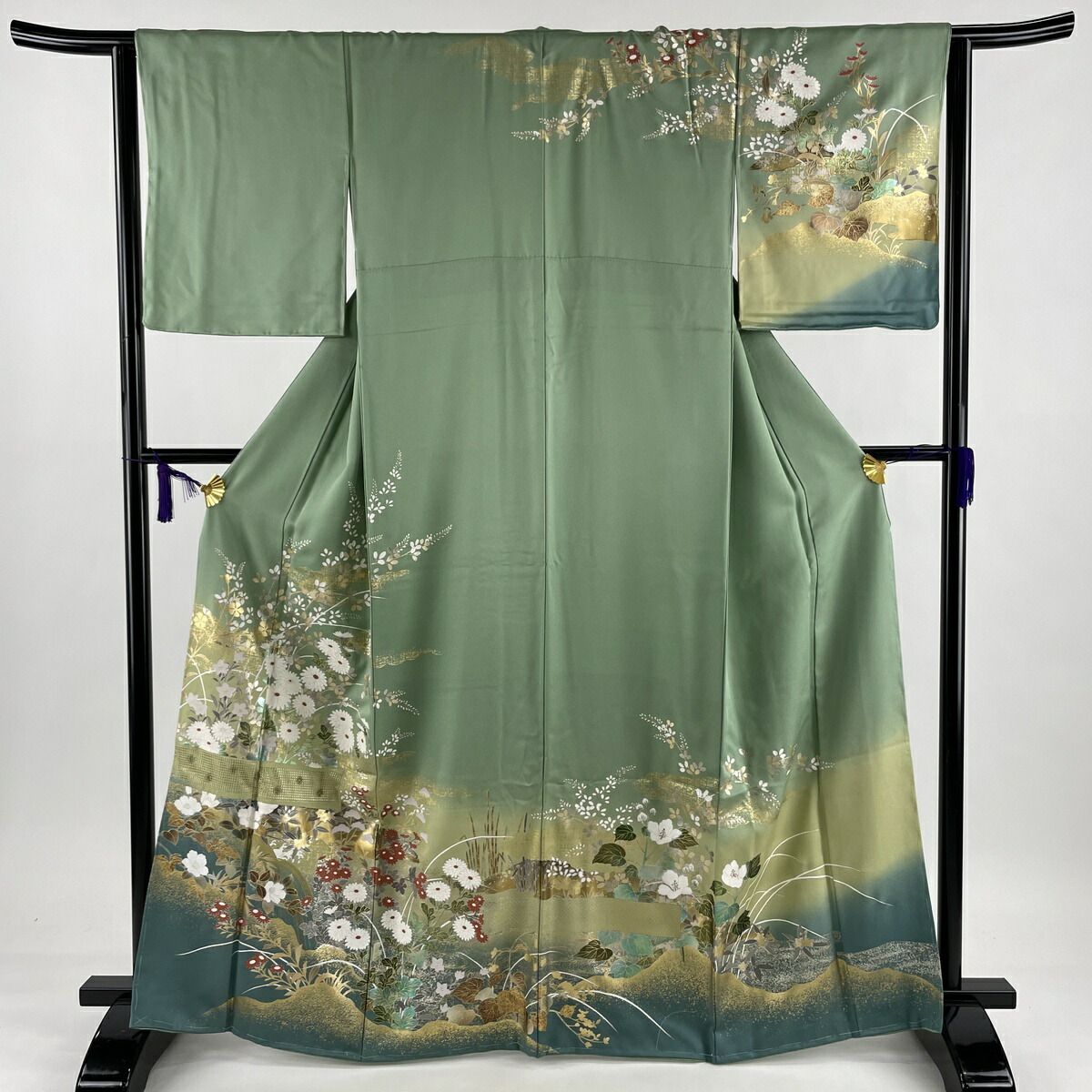 最安値に挑戦 訪問着 美品 秀品 草花 雲 金銀彩 裾ぼかし 薄緑 袷 164cm 64cm M 正絹 中古 最終値下げ Www Eh Net Sa