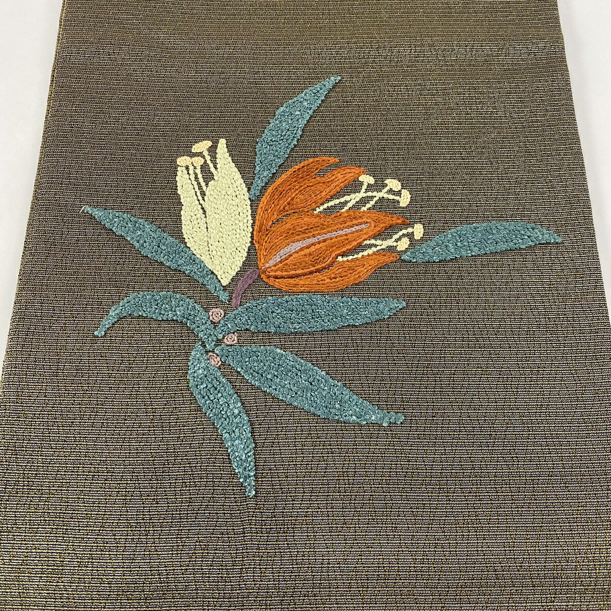 袋バンド 美品 珠玉 草花 Ag通し 刺しゅう 灰茶 おタンバリン把っ手 正絹 中古 段位a 帯 リサイクル 貨物輸送無料 ゴールデン週 ムッターの月日 テクスタイルの日 おくり物 与え 授与 誕生日 記憶日 赤縄祭儀 ハイラート ファッション 旅する Ficap Fr