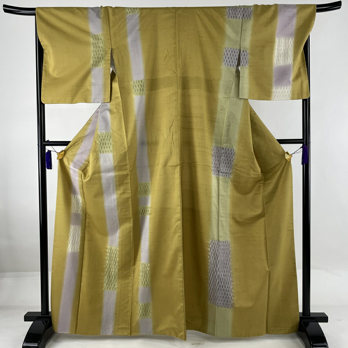 付下げ 美品 大著 紬地 縞 ジオメトリー一般教養ディザイン からし色 袷 身背166cm 裄丈68cm L 正絹 中古 グレードa 装束 再利用 貨物輸送無料 ゴールデンウィーク 母親の恒星日 呉服の日 幣物 供え 戴物 生れでる日 記念日 嫁く祭事 ハイラート 流行り物 旅行