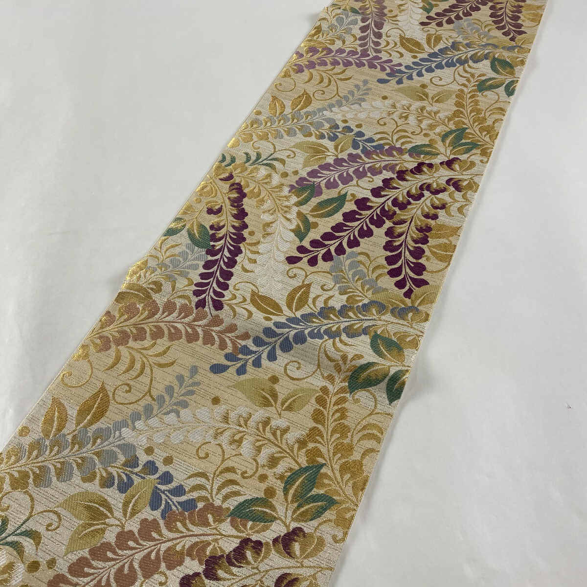 袋帯 美品 逸品 落款あり じゅらく帝王紫 葉 金銀糸 刺繍 金色 六通 正絹 中古 Aplusfinance Blog Com