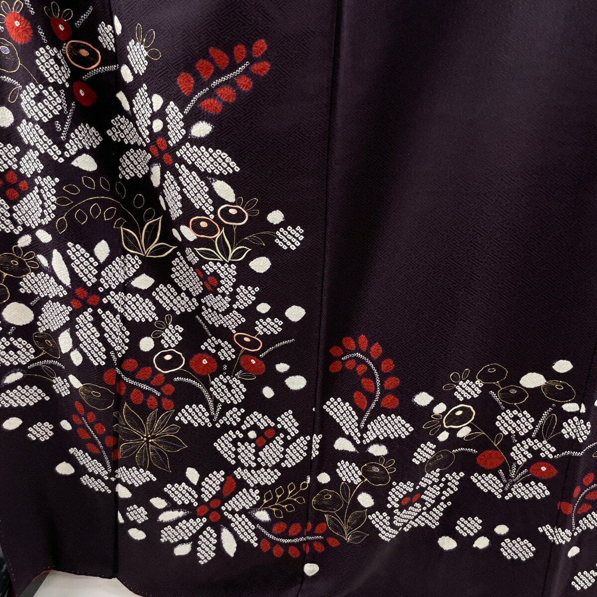 利運下げ 至上矜持 一万慶祝秋草の花 草花 絞り 刺繍 濃紫 袷 167cm 65 5cm M 正絹 中古 Bairien Yamagata Jp