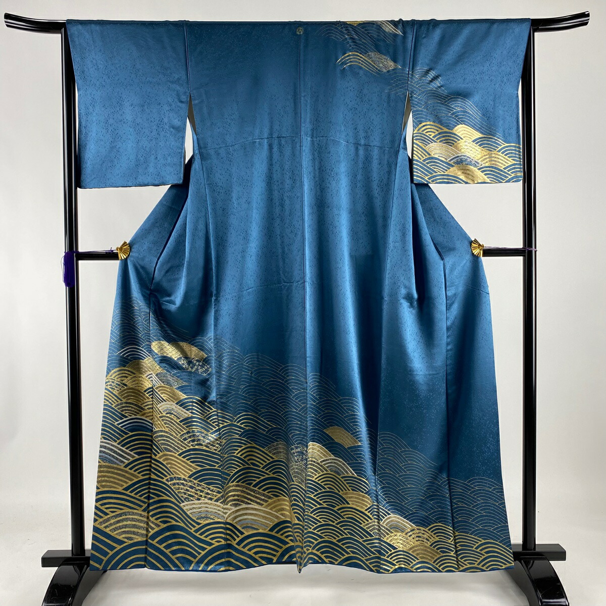 70 Offアウトレット 訪問着 美品 優品 一つ紋 波 桜 金彩 刺繍 青緑 袷 160cm 66cm M 正絹 中古