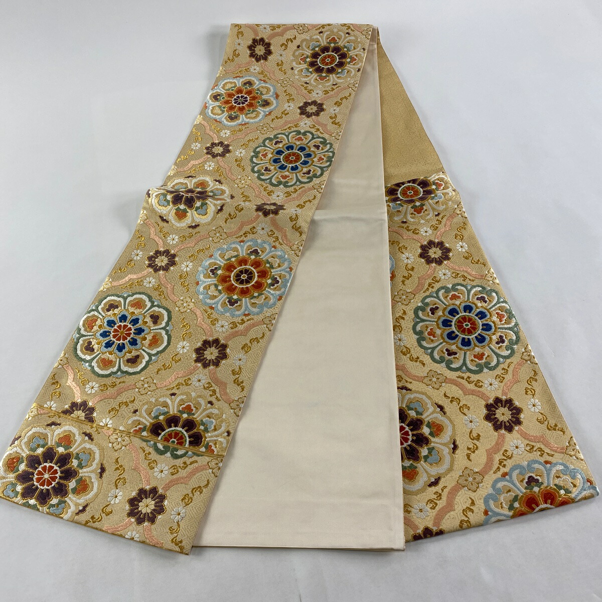 市場 袋帯 美品 落款あり 河合美術織物 逸品 華文 草花