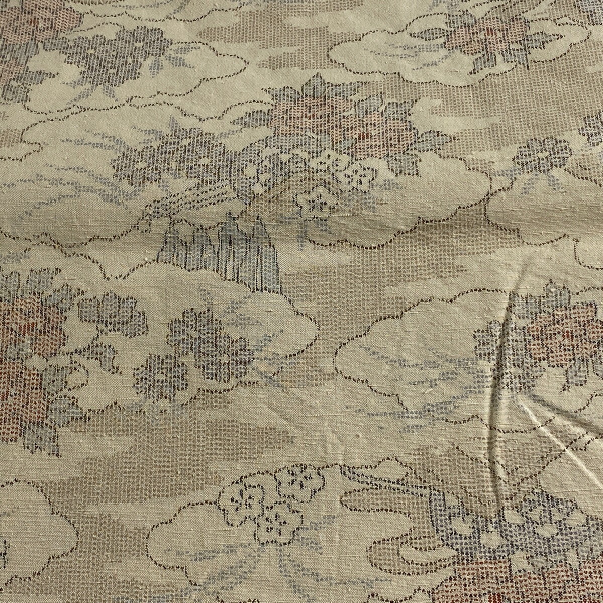 反物秀品結城紬証紙雲文草花ベージュ正絹【中古】