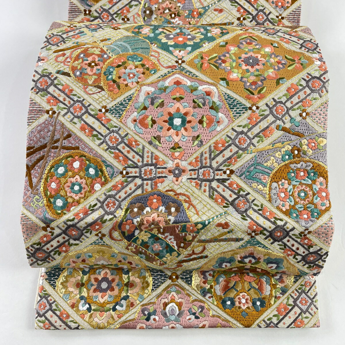 袋帯 美品 逸品 華文 楽器 刺繍 金糸 クリーム 六通 正絹
