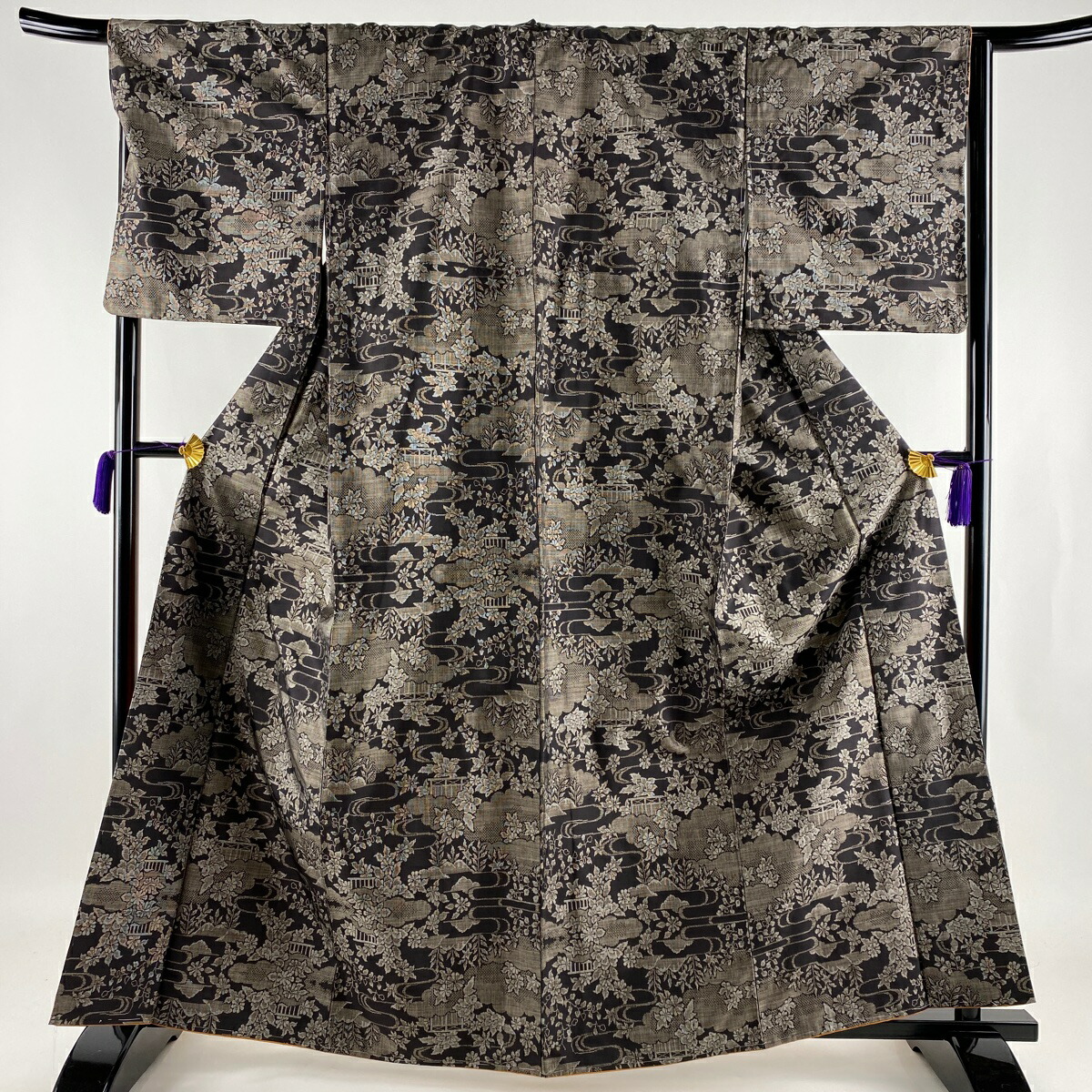 紬 美品 名品 草花 雲文 焦茶色 袷 161.5cm 66.5cm M 正絹