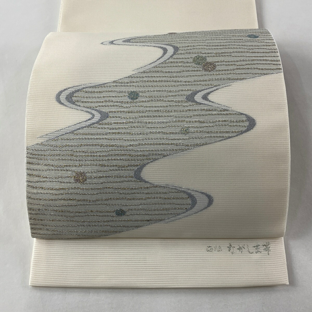 30%OFF 袋帯 美品 逸品 落款あり 証紙あり 夏帯 流水 縞 箔 クリーム 六通 正絹 msp30
