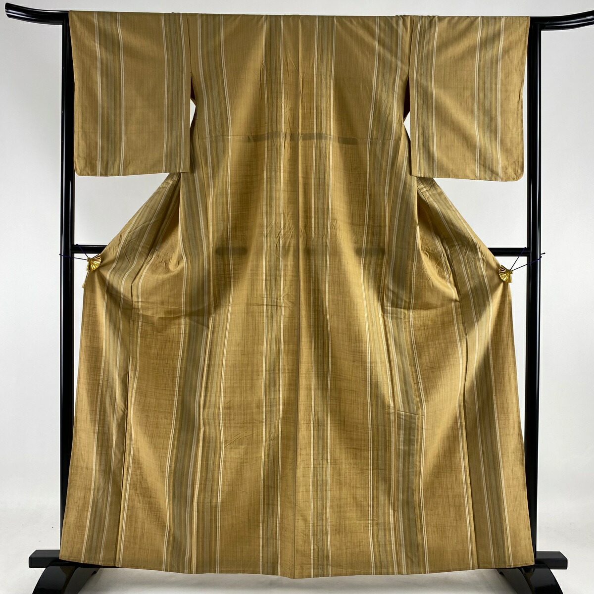 く日はお得 紬 秀品 縦縞 薄茶色 単衣 162cm 64cm M 正絹 Fucoa Cl