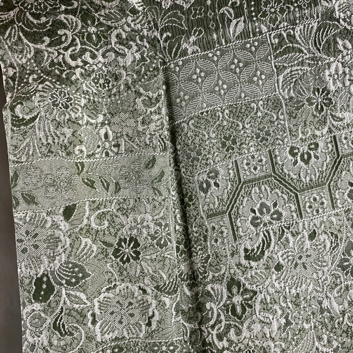 小紋美品名品草花蜀江文紋意匠緑袷160cm66.5cmM正絹【中古】