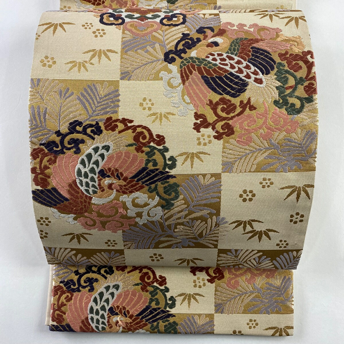 オンラインショップ】 名物裂唐花文 花唐草 hostiesurprises.com