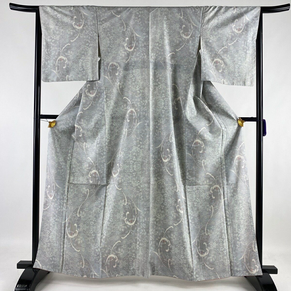 紬 美品 名品 葉柄 薄緑 袷 163.5cm 65.5cm M 正絹