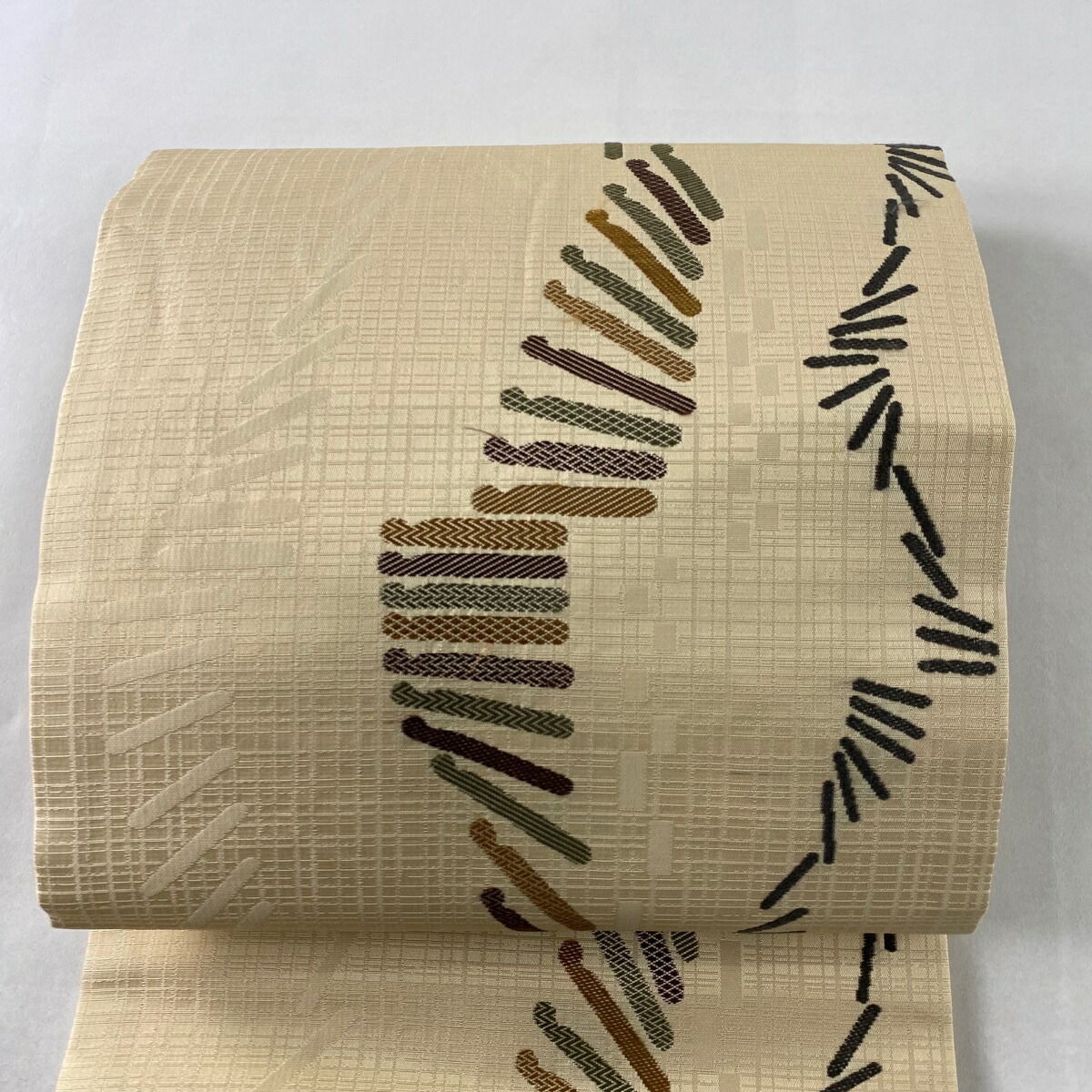 名古屋帯 秀品 幾何学 刺繍 薄茶色 正絹 大特価!!