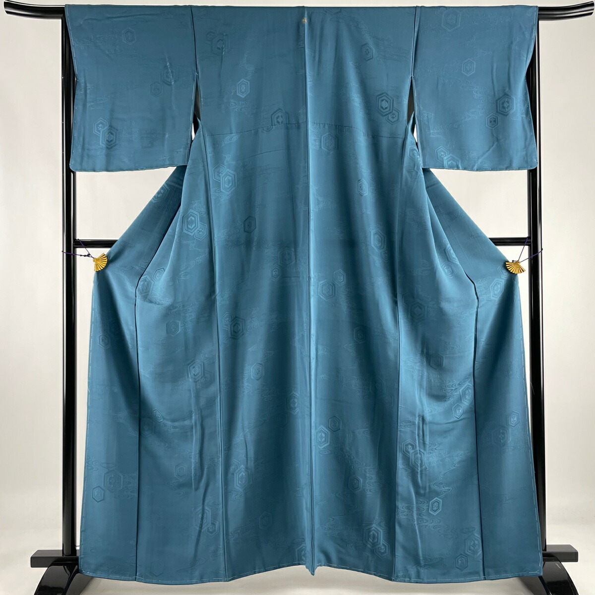 色無地 優品 一つ紋 地紋 青緑 袷 163cm 66cm M 正絹 【好評にて期間延長】 色無地 優品 一つ紋 地紋 青緑 袷 163cm 66cm M 正絹 【好評にて期間延長】