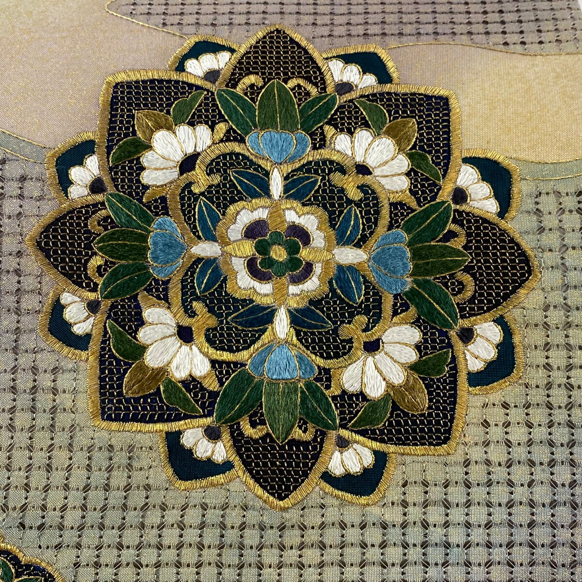 汕頭刺繍】お太鼓柄 青地に花-