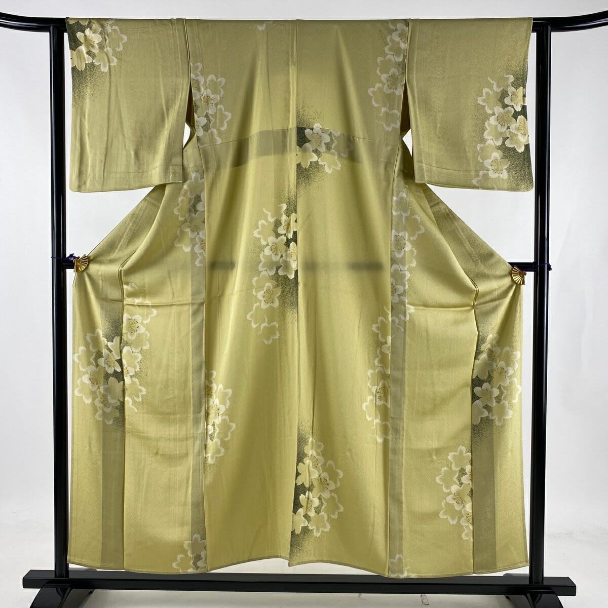 良質 小紋 秀品 桜 金彩 ベージュ 単衣 身丈155cm 裄丈62.5cm S 正絹