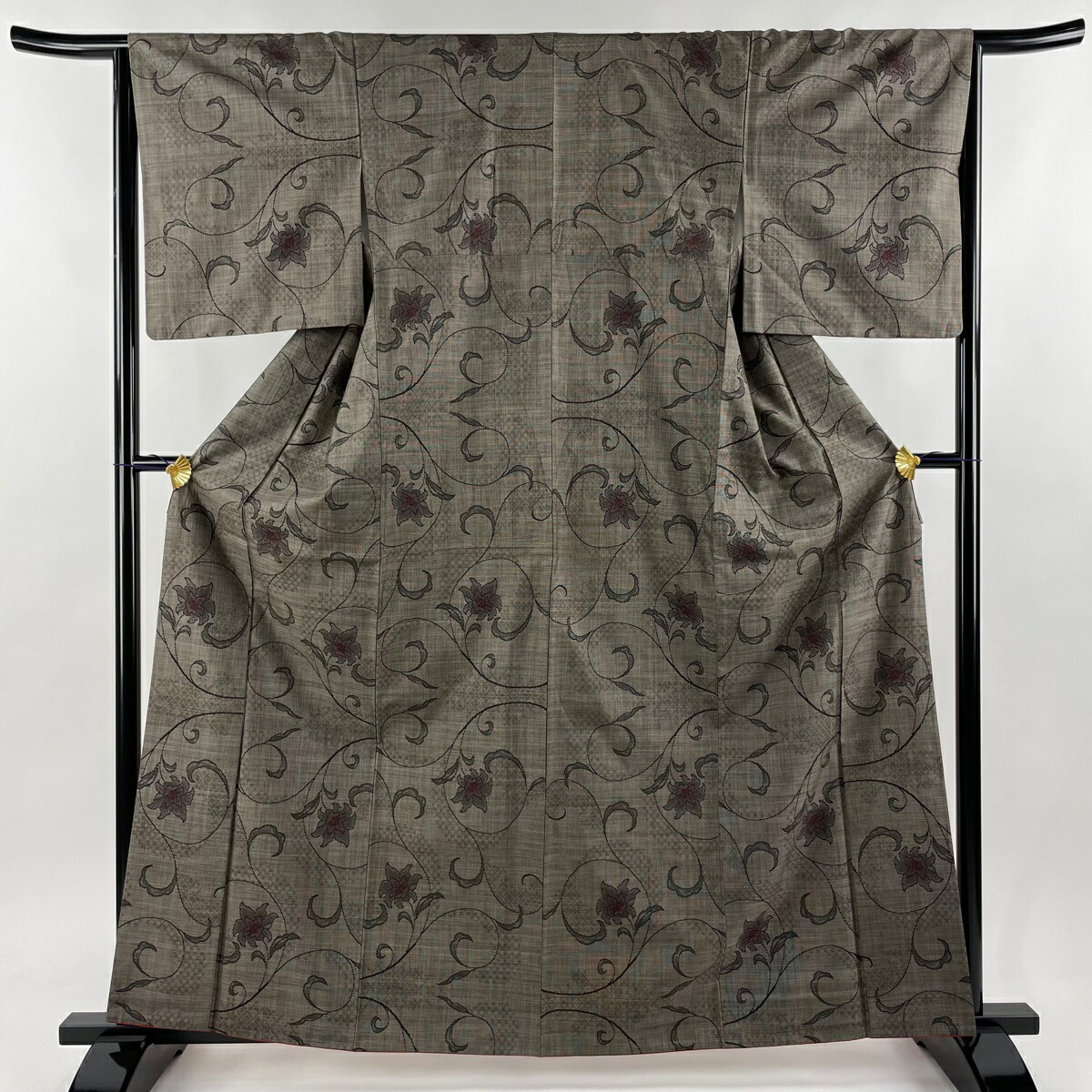 小紋 美品 秀品 変わり市松 草花 ぼかし 黒 袷 身丈150.5cm 裄丈66cm M 正絹 【中古】 小紋 身丈161cm 裄丈64cm M 袷 袋帯セット やまと 花唐草 茶紫 正絹