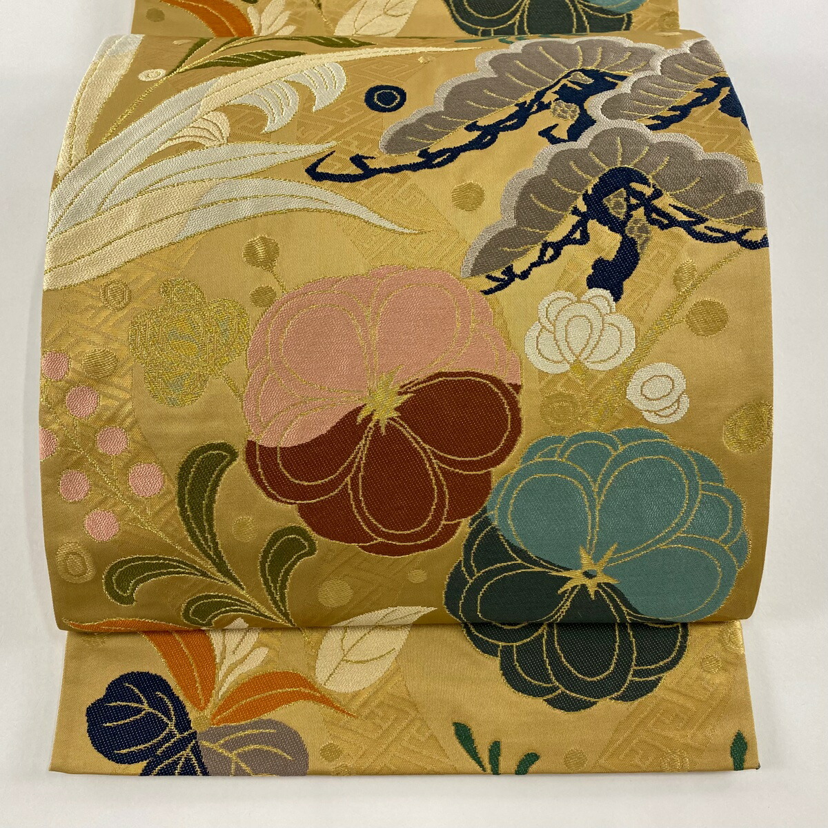 袋帯 美品 逸品 落款 白綾苑大庭 草花 雲文 金糸 赤茶 六