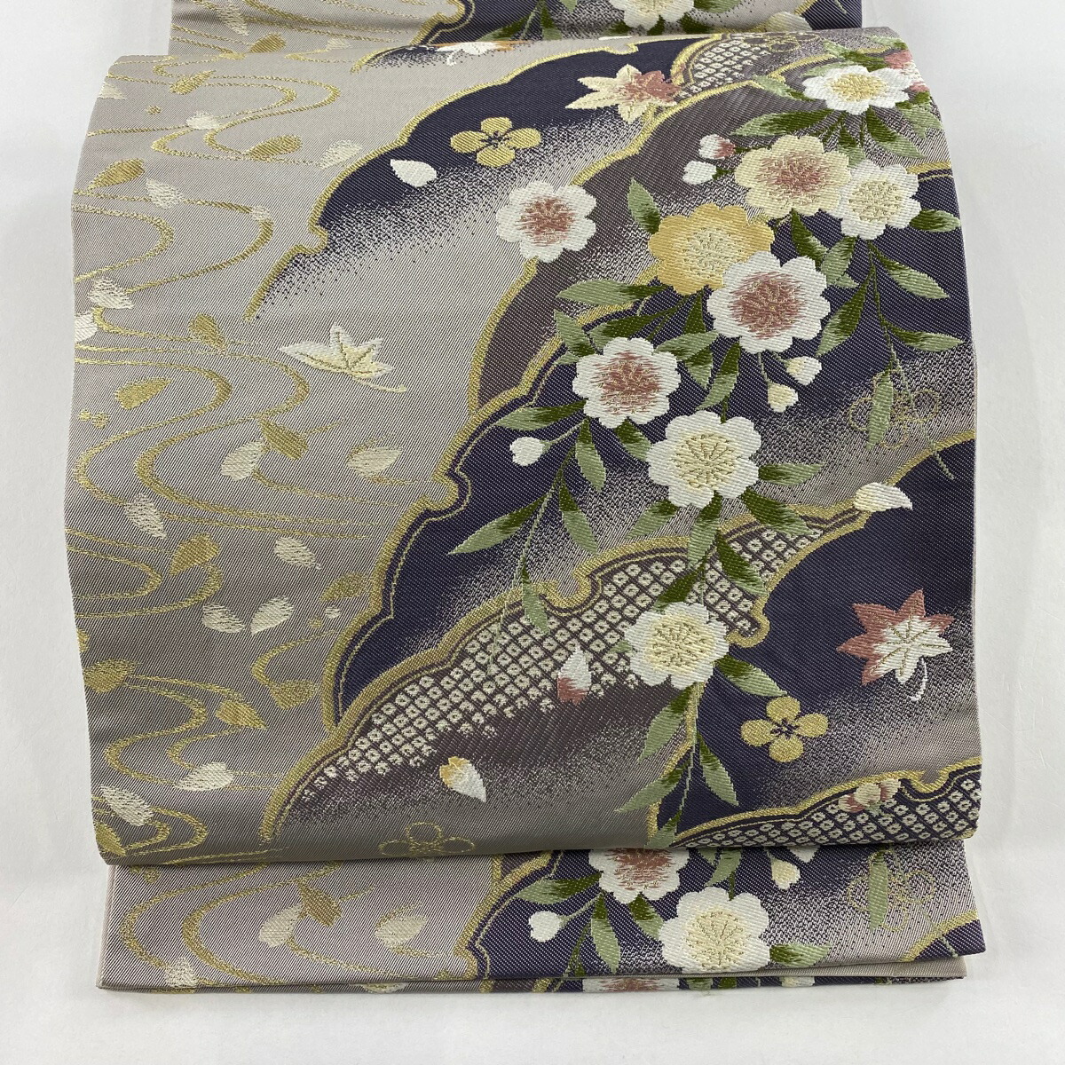 ゆりのはな　夏の袋帯　紗　紋織り　銀糸　宝相華紋　六通柄　白色系　正絹　H101 ゆりのはな 夏の袋帯 紗 紋織り 銀糸 宝相華紋 六