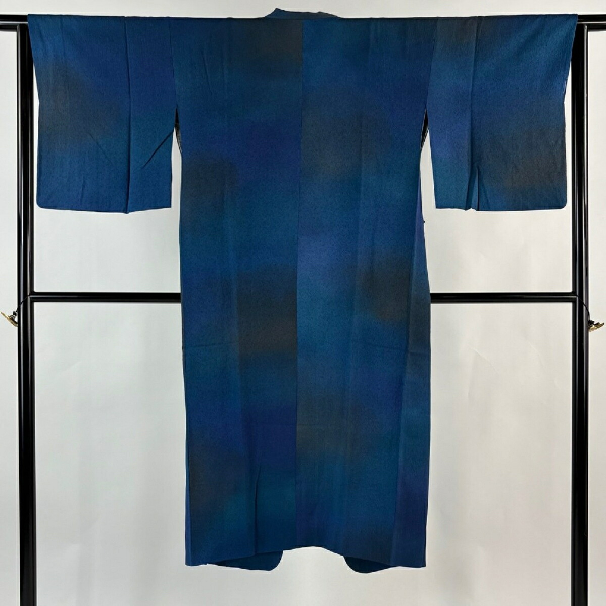 【在庫一掃】 道中着 身丈127cm 裄丈64.5cm M 和装コート 着物衿 藤の花 ぼかし 青 正絹 逸品 【中古】