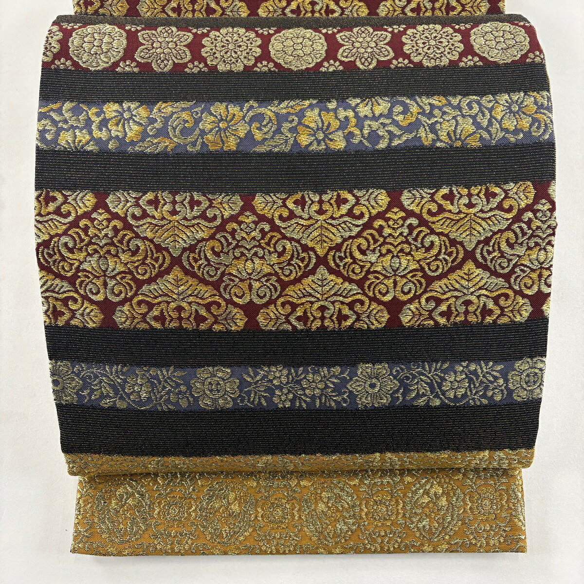 【在庫一掃】 【美品】 袋帯 逸品 草花 金糸 黒 六通 正絹 【中古】