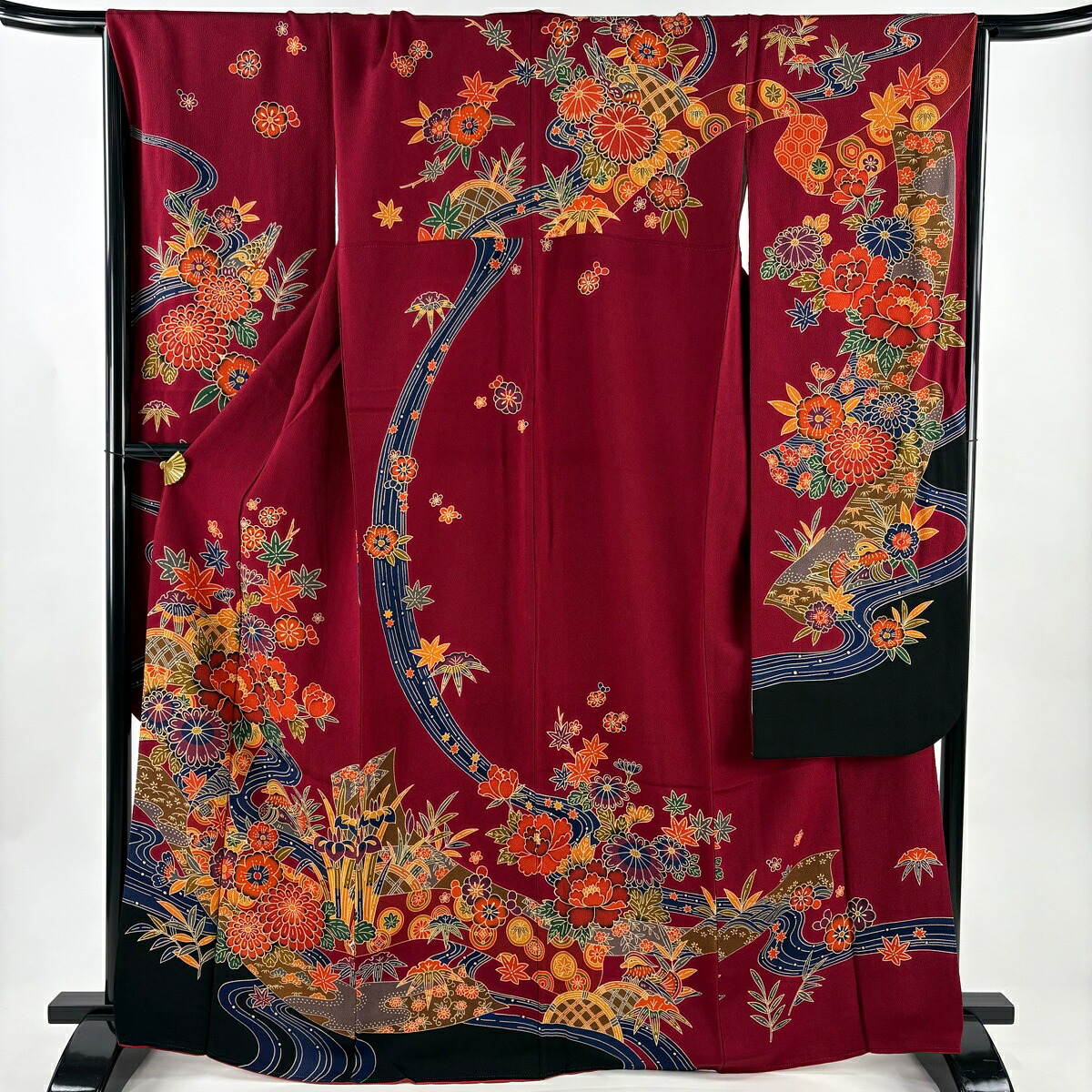 振袖 身丈163cm 裄丈67.5cm L 袷 草花 鴛鴦 縮緬 えんじ色 正絹 名品 【中古】 msp70