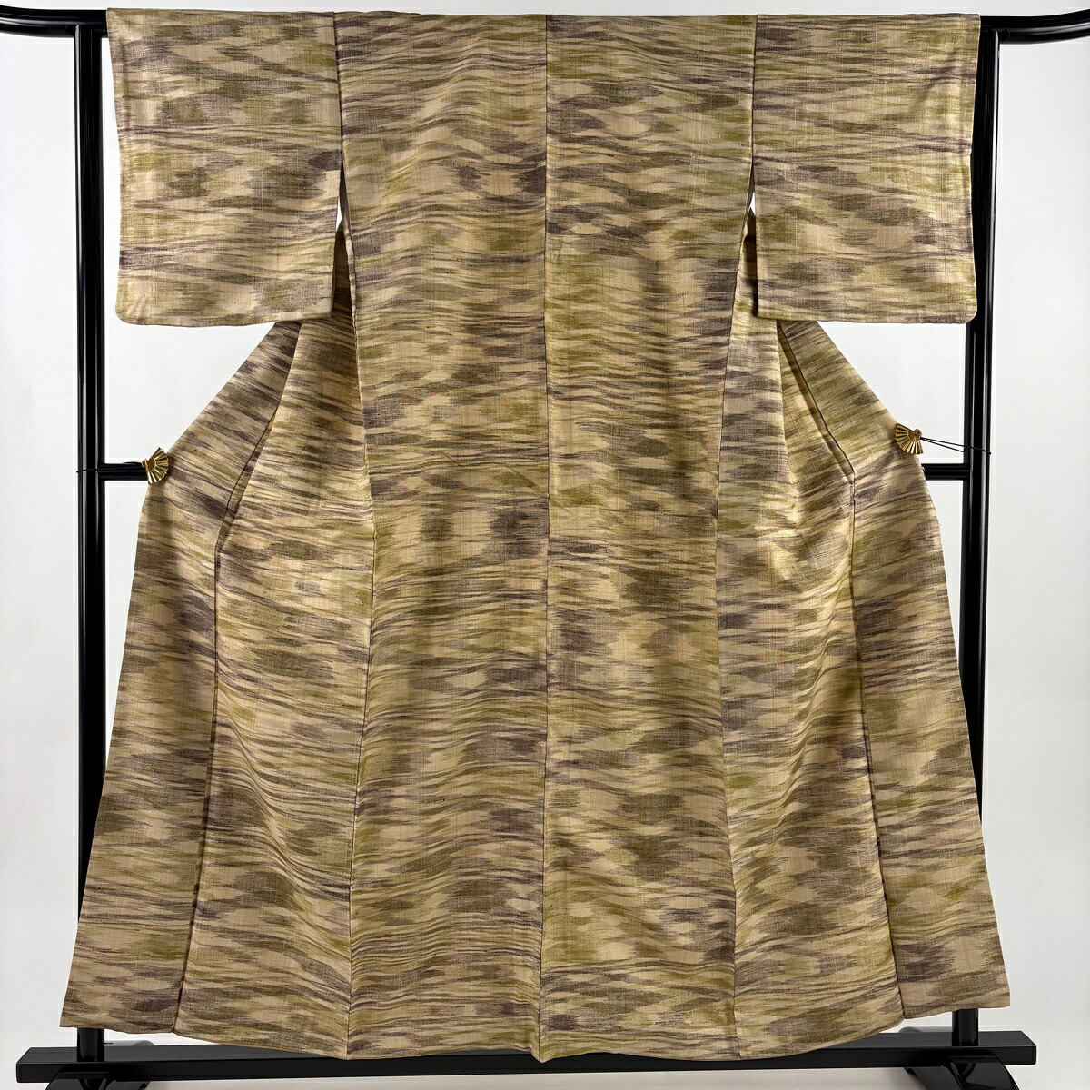 紬 身丈156cm 裄丈63cm S 袷 霞 ベージュ 正絹 名品 【中古】